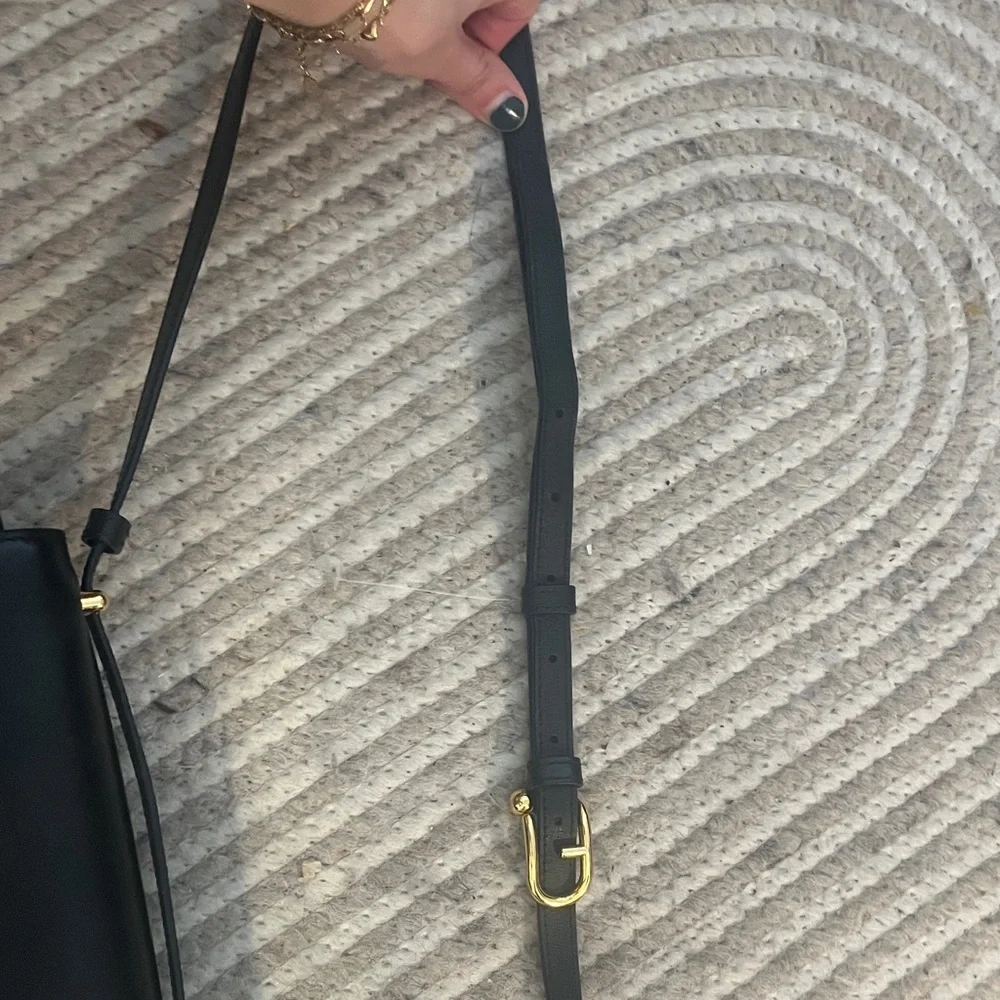 Furla Small Nero Sfera Crossbody / Shoulder Bag in Black. Gold Hardware. - Picture 7 of 16